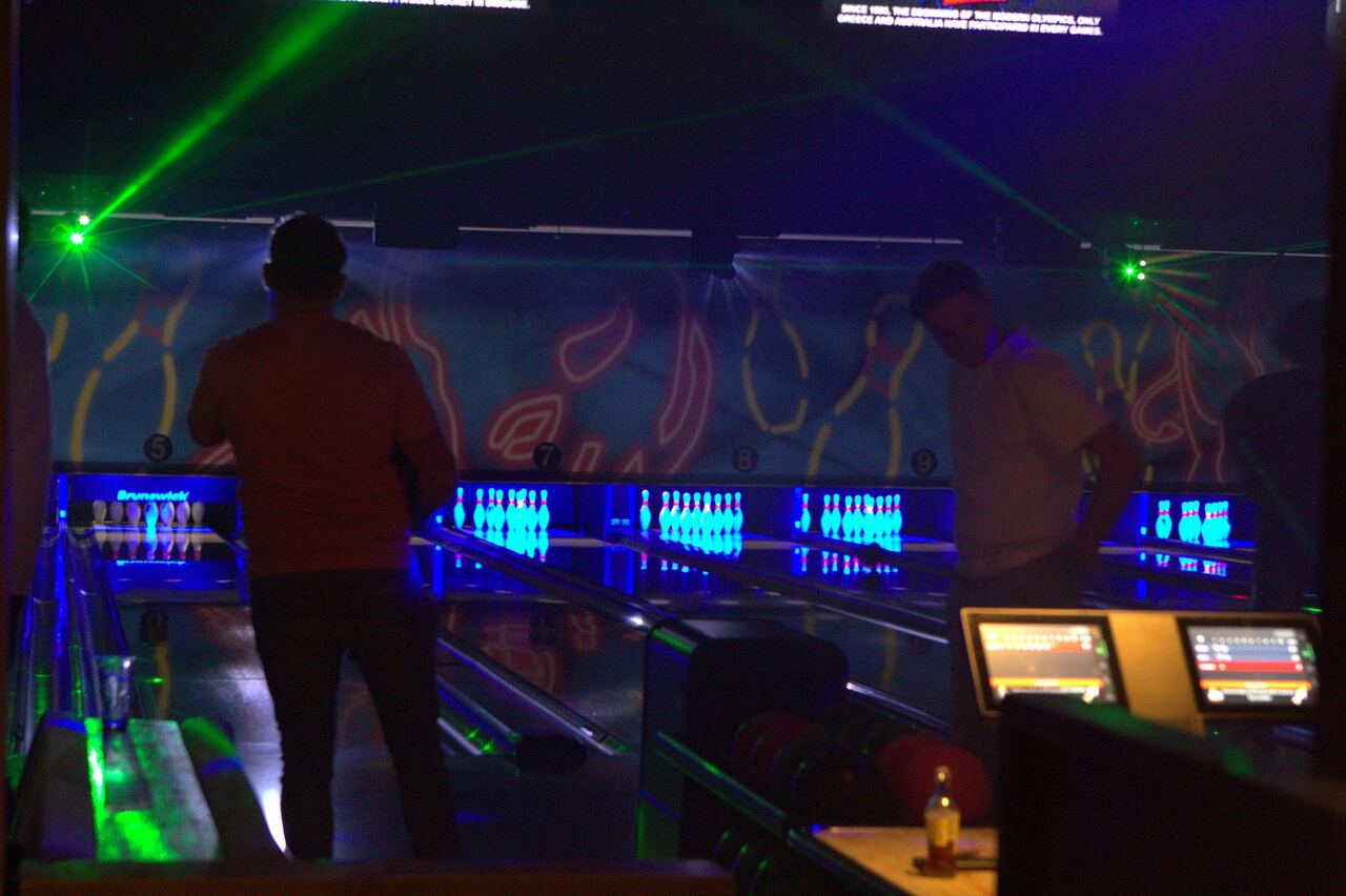 Bison Bowling
